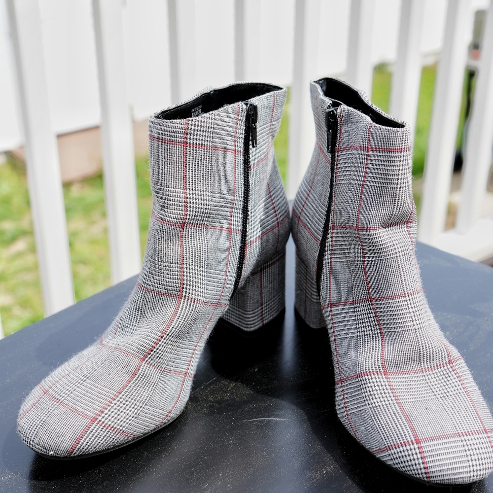 Kelly & Katie Booties